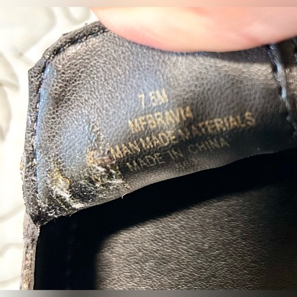 MARK FISHER Women’s snake patterned slip on loafers. New without box. Sz 7.5 - Picture 5 of 8